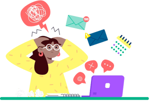 Een vrouw in een gele trui zit achter haar laptop, ze heeft de handen in het haar vanwege de marketing chaos en vele meldingen die uit haar laptop komen